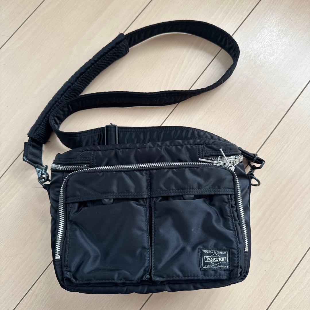 PORTER ブラック ボディバッグ