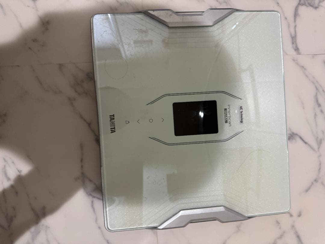 【値下げしました】タニタ 体組成計 【4C 最新高精度測定】RD-914-WH 楽天市場】タニタ 体組成計 スマホ連動【4C Technology 最新高精度測定