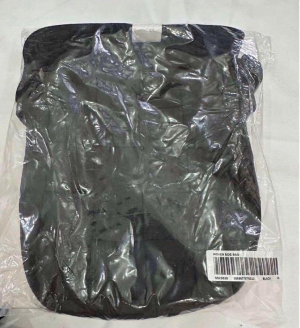 バッグ Supreme Woven Shoulder Bag