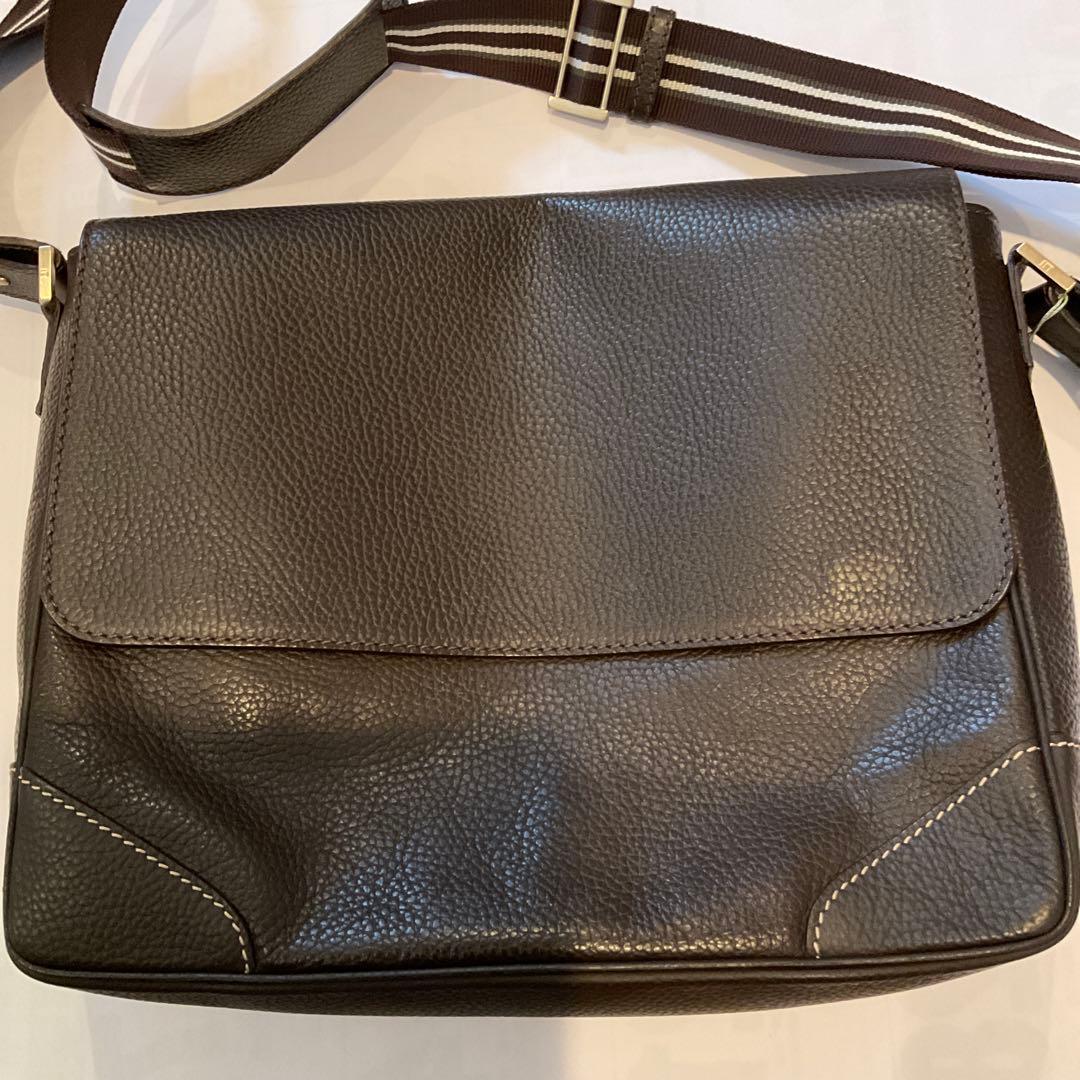 ダンヒルメッセンジャーバック