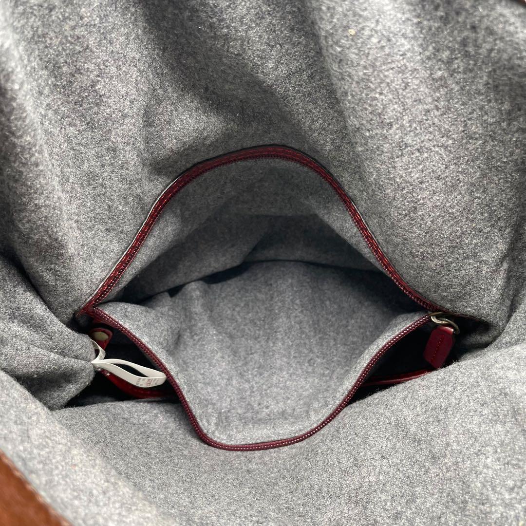 BANANA REPUBLIC Archive Leather Messeng - メルカリ