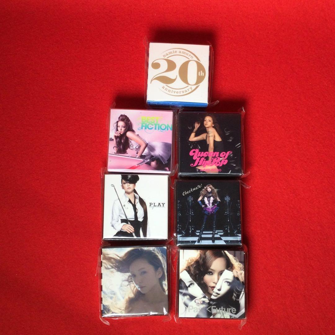 プレイボタン 安室奈美恵 7個セット 缶バッチ 20周年 ローソン限定