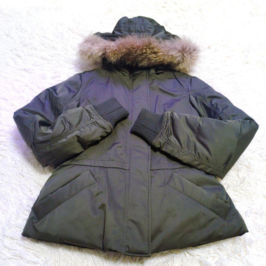 タグ付き】セオリー リアルファー付き ダウンジャケット 緑系 カーキ S