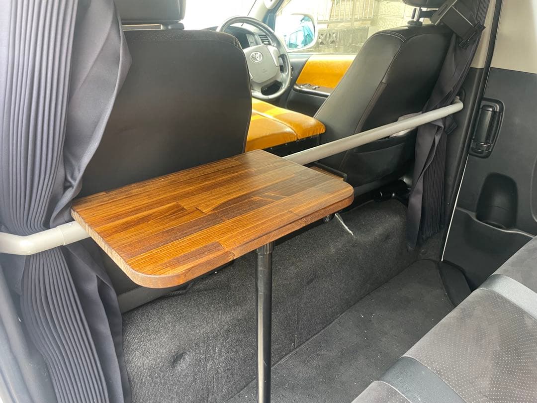 ミニサイズ！ハイエース後席用テーブル lot75ソロ車中泊 カップ