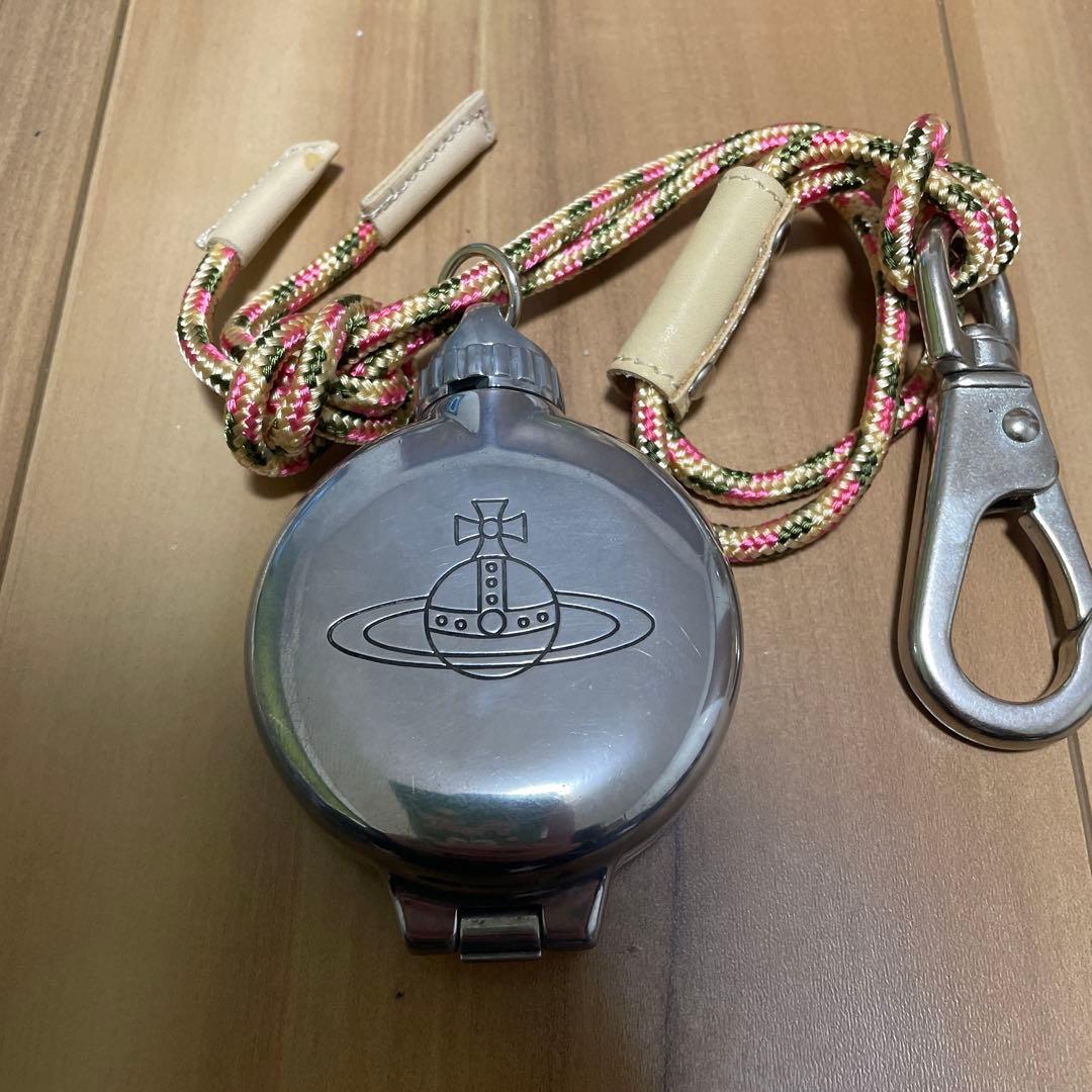 廃版】Vivienne Westwood ヴィヴィアン 携帯灰皿 - メルカリ