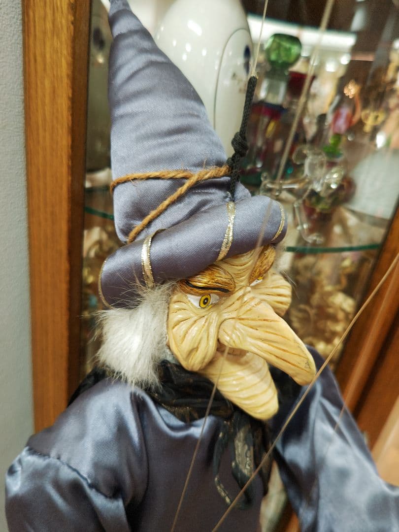 魔女のマリオネット