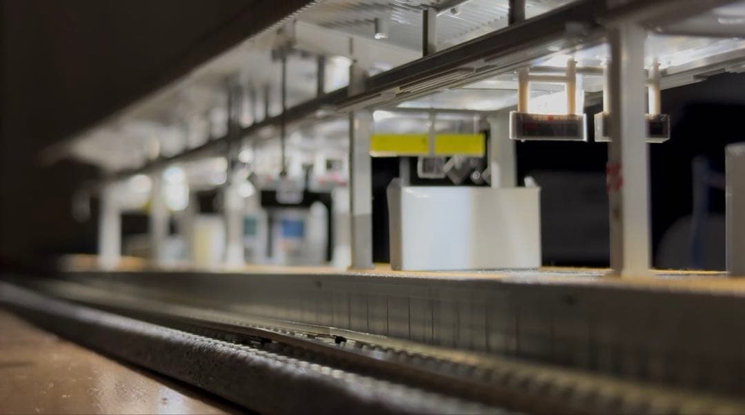 線路さえあれば照明付近郊型ホームが組める】KATO 島式ホームDX1式