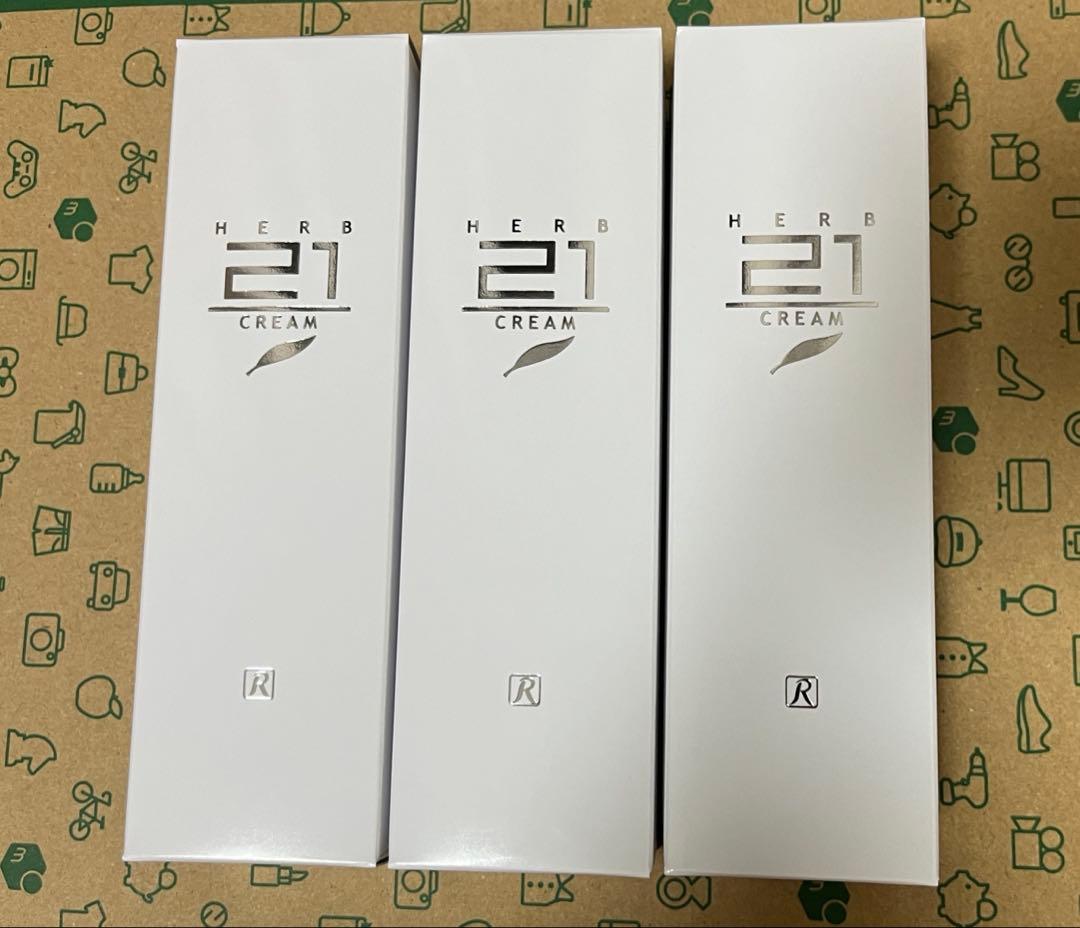 ロイヤルハーブ 21クリーム 50g×３本　箱無し Amazon | ロイヤル化粧品 ロイヤルハーブ 21クリーム 50g 保湿 純金箔