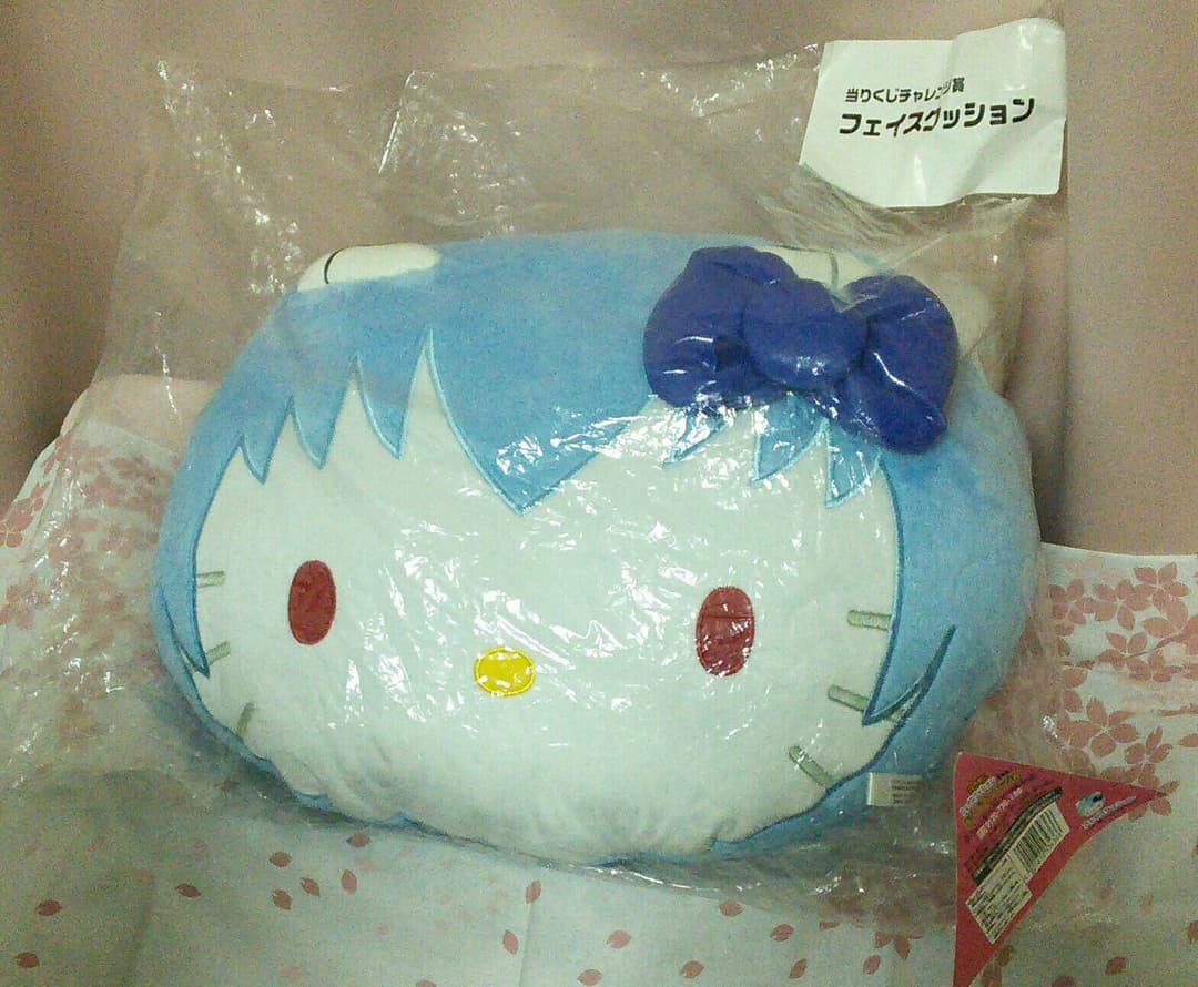 当たりくじチャレンジ賞　フェイスクッション　綾波レイ キティVer