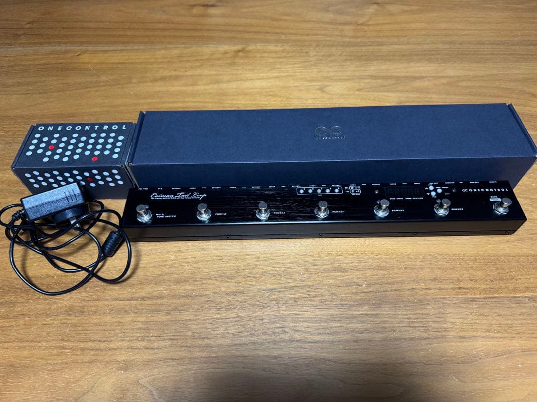 One Control Caiman Tail Loop（スイッチャー中古）