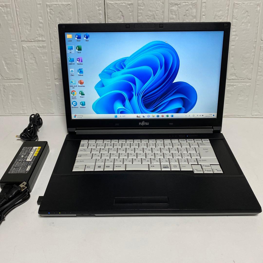 Windows11 オフィス付き　SSD128G メモリ8GB 富士通ノートPC