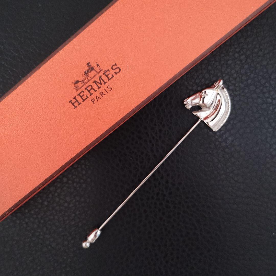 美品 エルメス ホースヘッド ピンブローチ シルバー