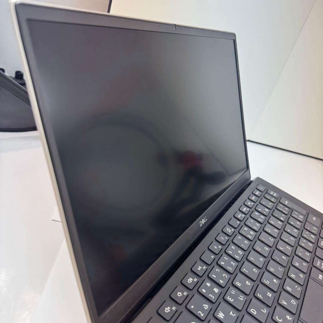 Dell Vostro 5301 Core i5 8GB 新品バッテリーに交換済 Dell Vostro