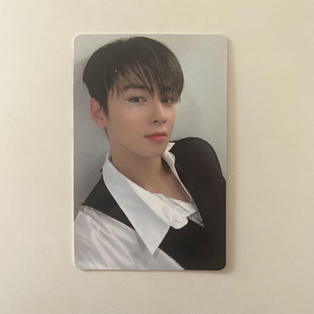 ウヌ トレカ All yours - メルカリ