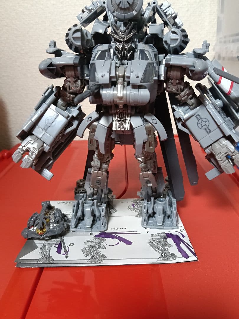 トランスフォーマー スタジオシリーズ ブラックアウト