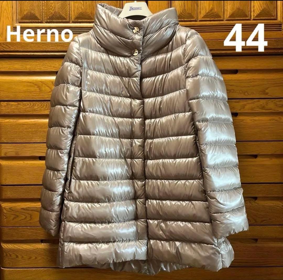 Herno ヘルノ 超軽量ダウン 44 大きいサイズ