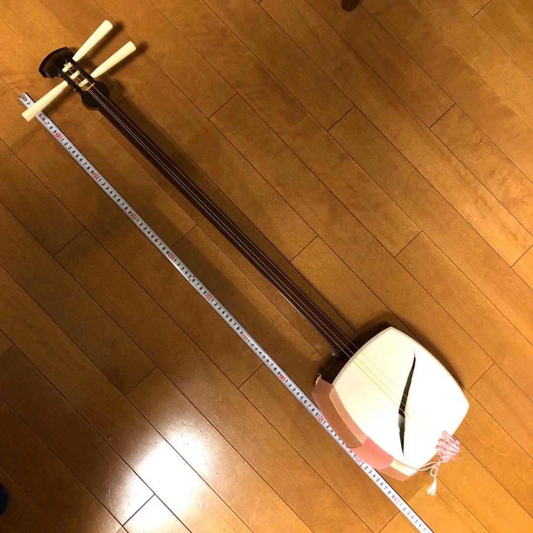 三味線　美品　地唄用　子持ち綾杉彫　金細　ケース付き