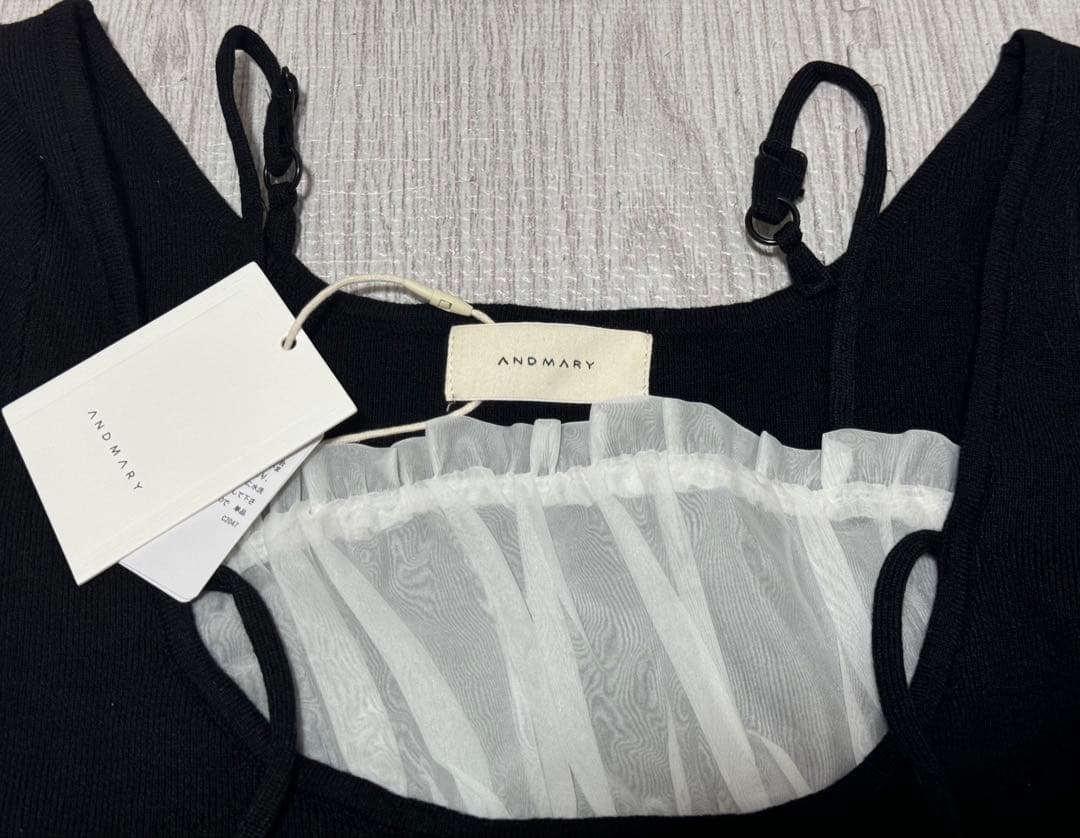 andmary Mew frill tops - メルカリ