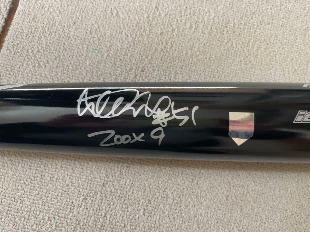 イチロー直筆サイン入りバット