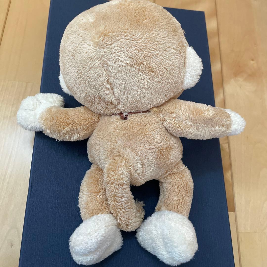 幸せを呼ぶおさるちゃん(M) NAO'S Stuff ぬいぐるみ - メルカリ
