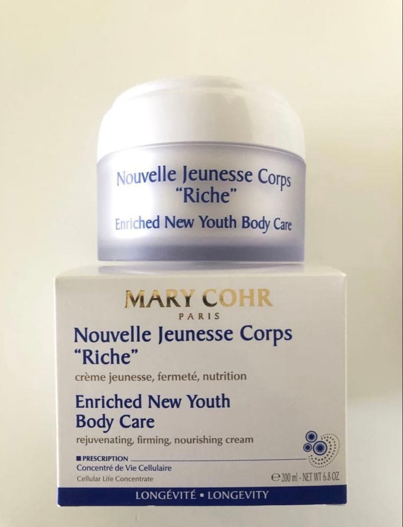 ヌーヴェル ジュネス コール リーシュ