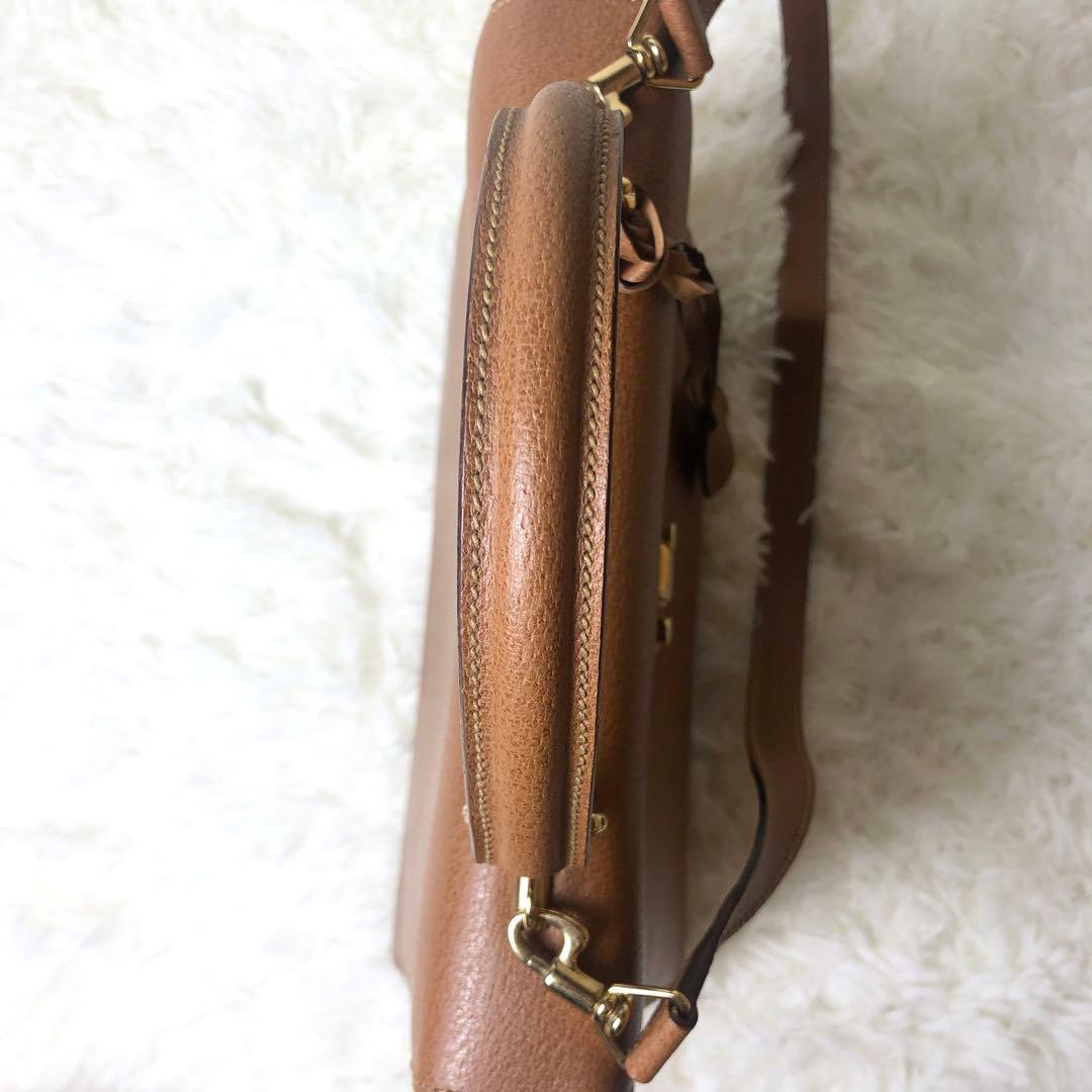 ✨️極美品 ダイアナ妃愛用✨️ グッチ ハンドバッグ レディロック