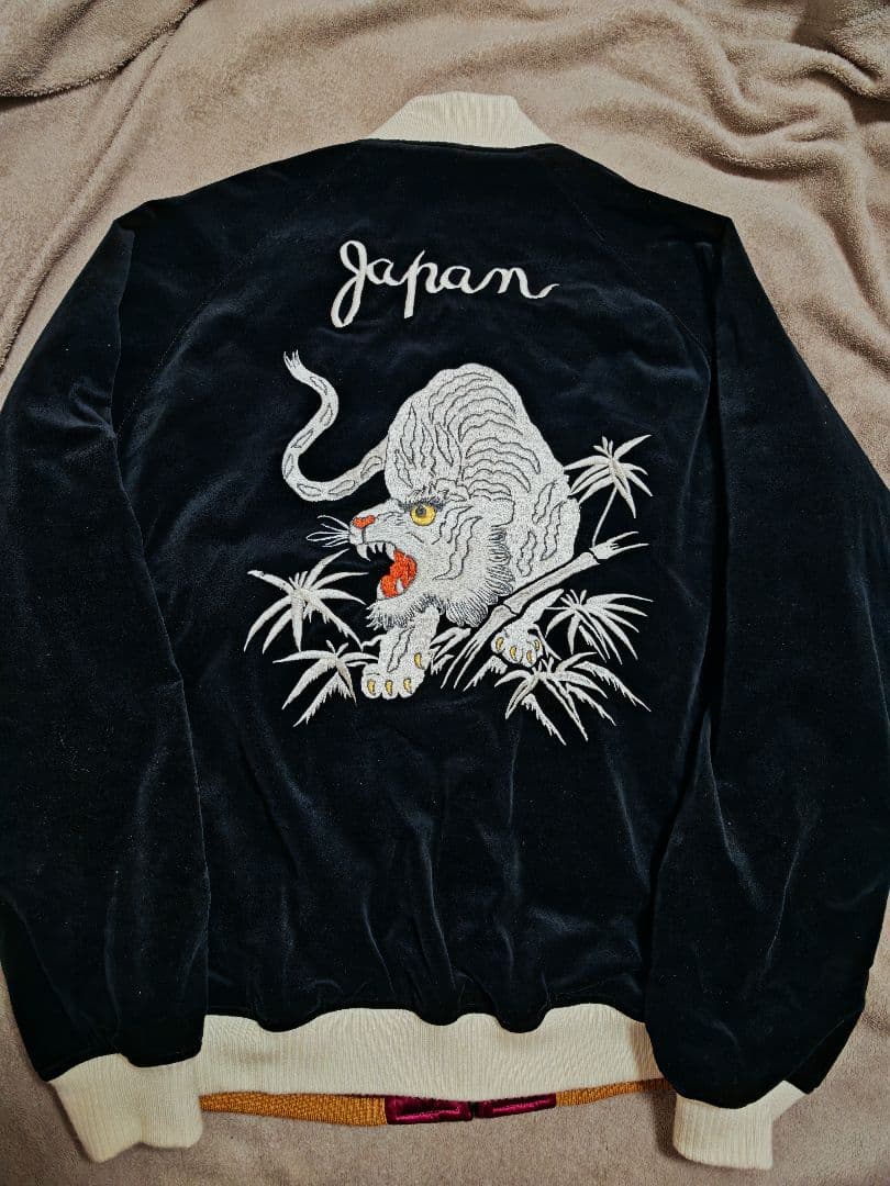 AVIREX USA２面用 虎 ワシ 日本限定 別珍 スカジャン vintage