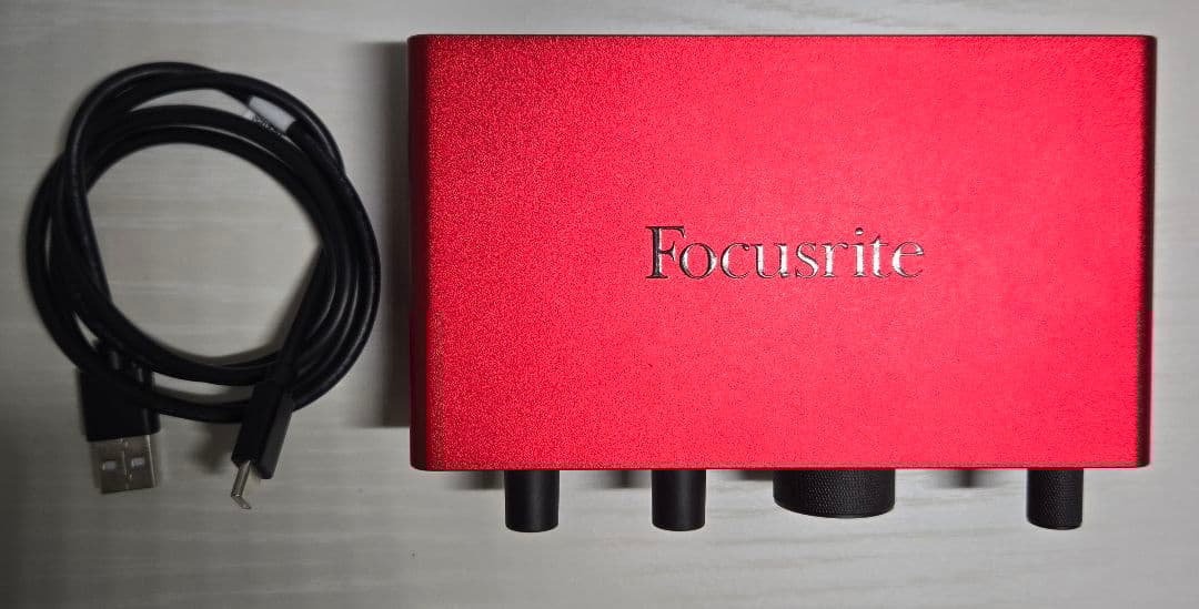 focusrite scarlett solo gen4　箱なし