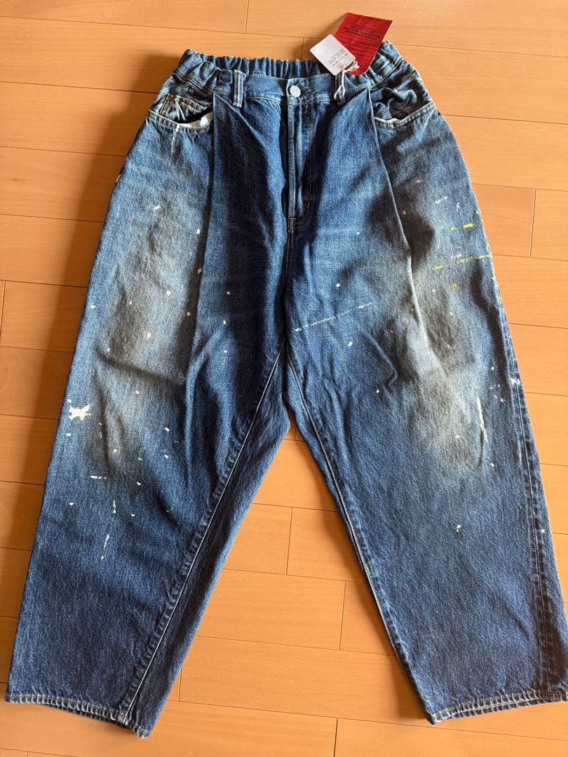 DENIM DUNGAREE（デニムダンガリー） デニムタックパンツ02