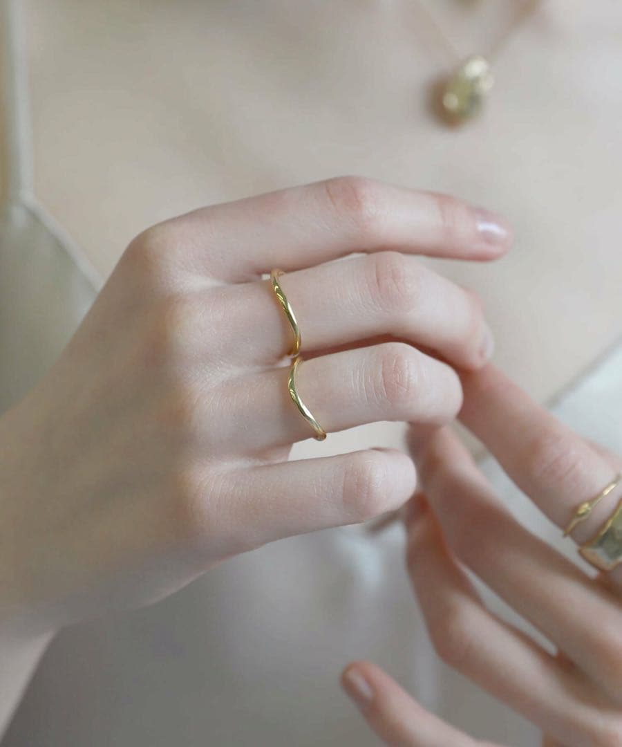 ＜TEN.＞ライン ウェーブ リング/ゴールドカラー　#11 #13 2本セット