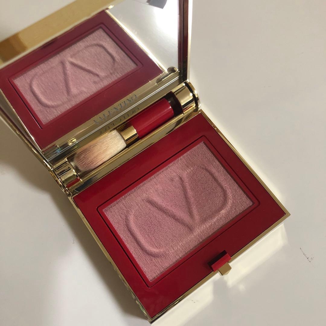 ヴァレンティノ　クリスマス限定　アイ2チーク パーティーエディション　03