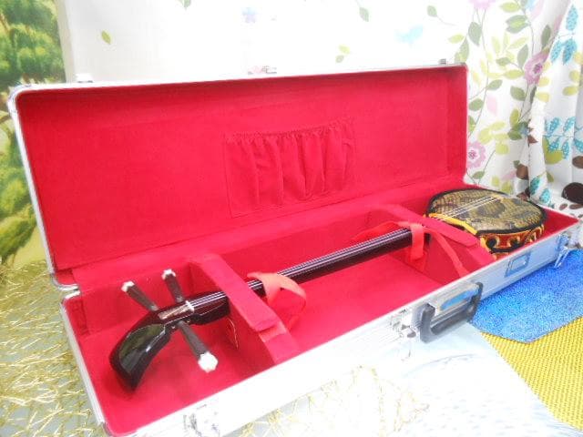 (送料無料)12.000円　沖縄三線専用　一丁入アルミハードケース　三線は別売り