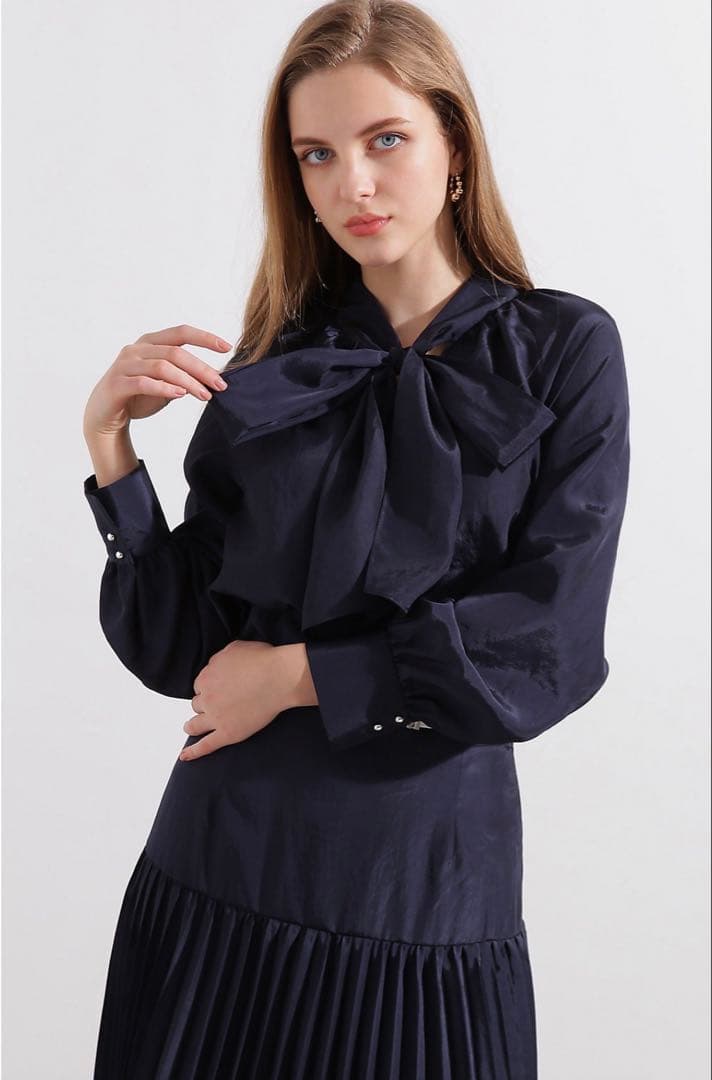 ピンキーアンドダイアン　ボウタイブラウス　ネイビー　タグ付き新品未使用　38