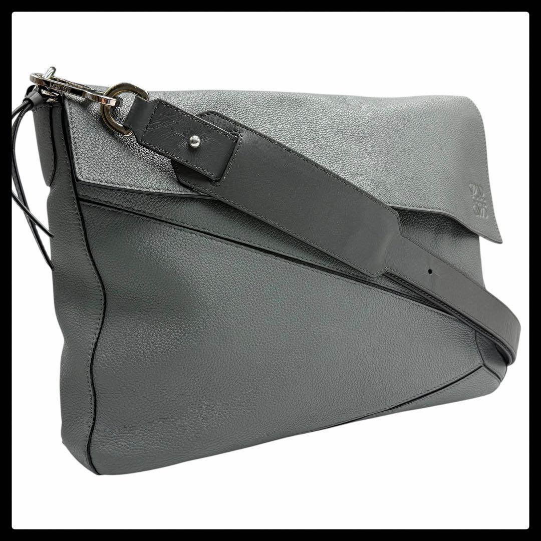 6168 美品 ロエベ LOEWE アナグラム パズル メッセンジャーバッグ