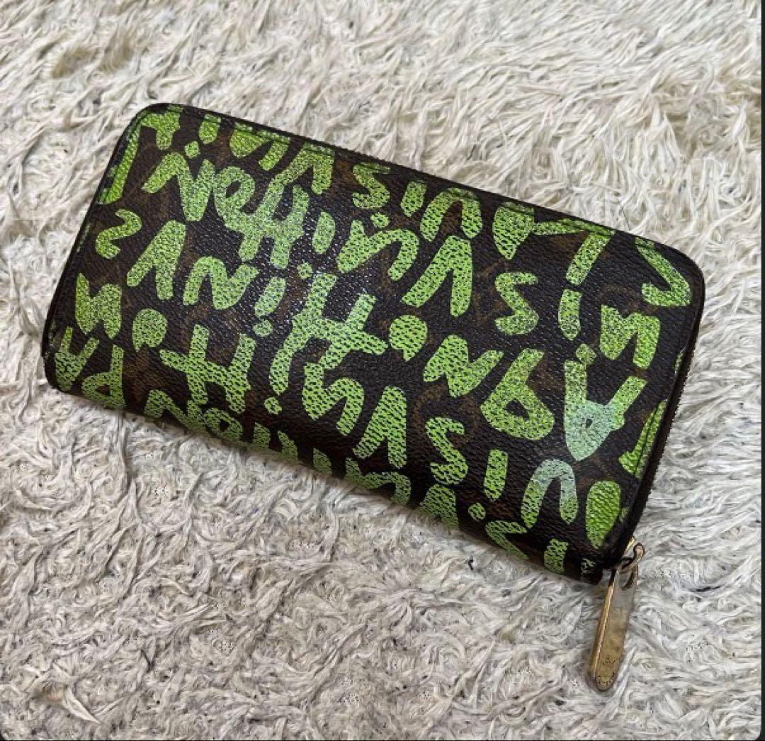 ルイヴィトン ジッピー ウォレット モノグラム グラフィティ