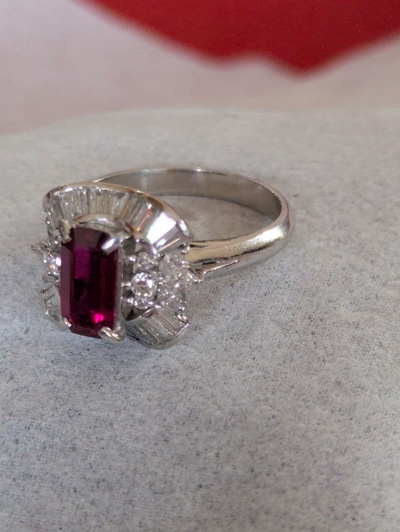 退院セール‼️バレンタイン値引き！ルビーの指輪1.35カラット写真も