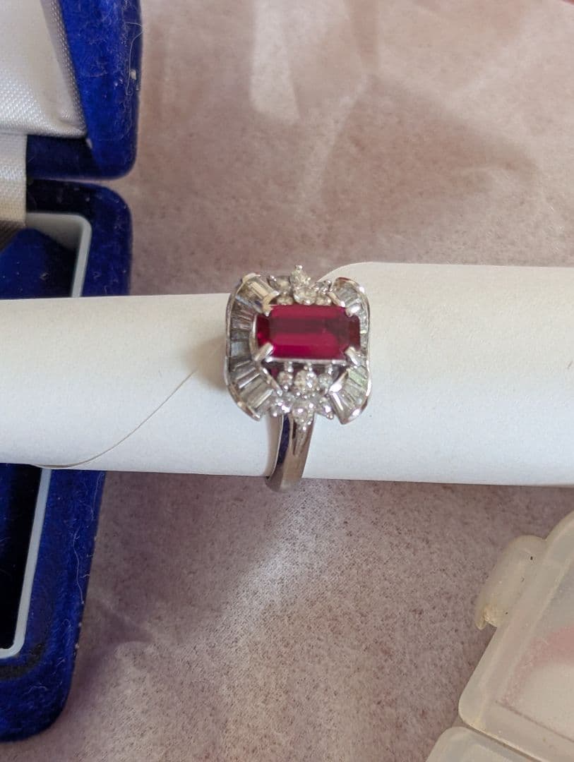 退院セール‼️バレンタイン値引き！ルビーの指輪1.35カラット写真も