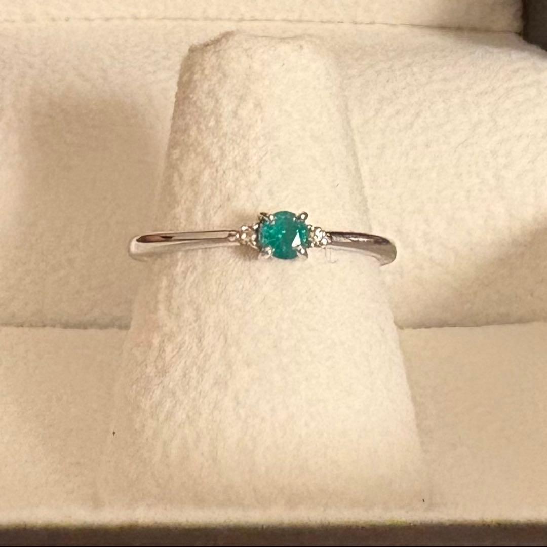 エステールK10WGエメラルド ダイヤモンド付き リング9号