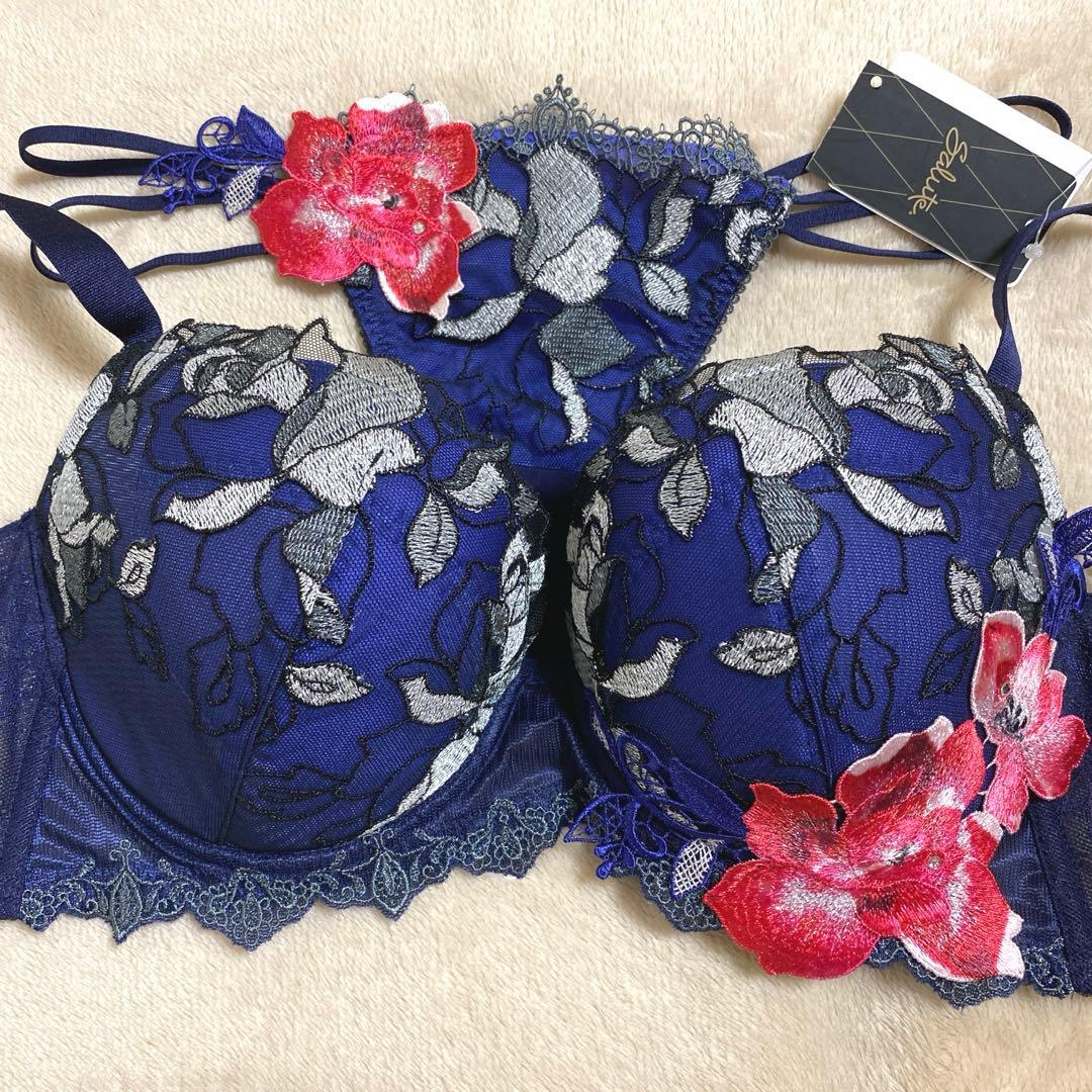 店舗限定56gベルエポック【G70✳︎ソングM】 リンツ エクセレンス70％カカオ 100g | 成城石井.com