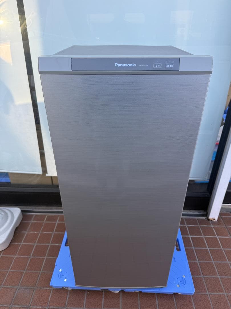Panasonic 冷凍庫 NR-FZ120B 2020年製 容量 121L パナソニック Panasonic 冷凍庫 1ドア 121L 右開き スリムタイプ
