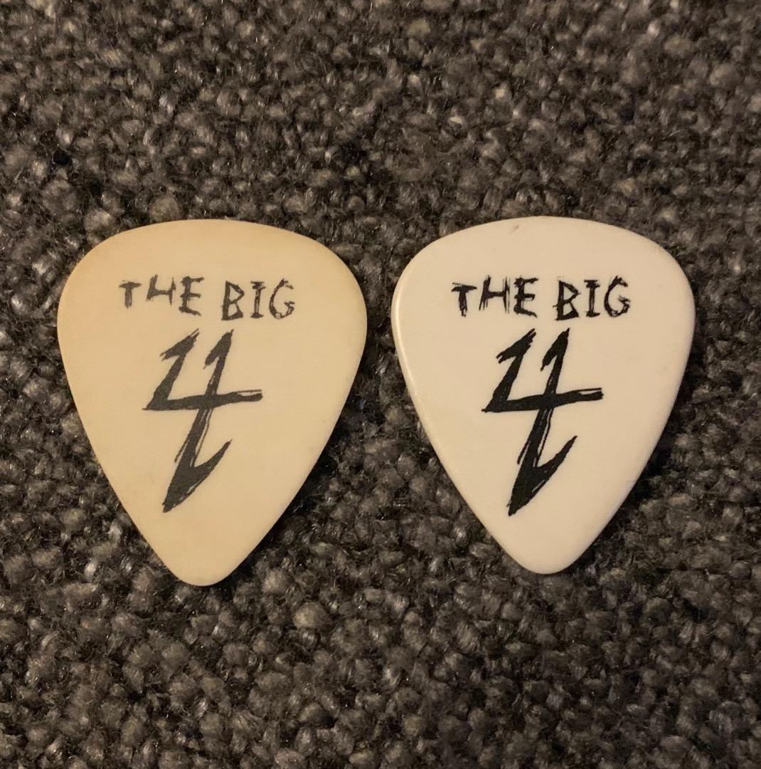 メタリカ　ギターピック　llica The Big 4 2026年最新】metallica ピックの人気アイテム - メルカリ