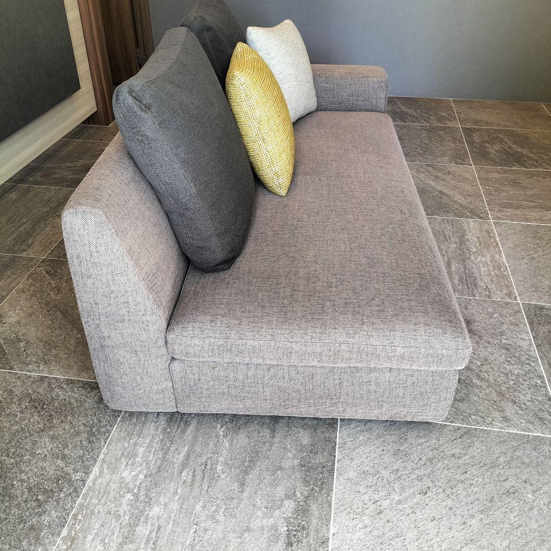 値下げ中】arflex SONA ソファ クッション4個付 日焼けあり 展示品の