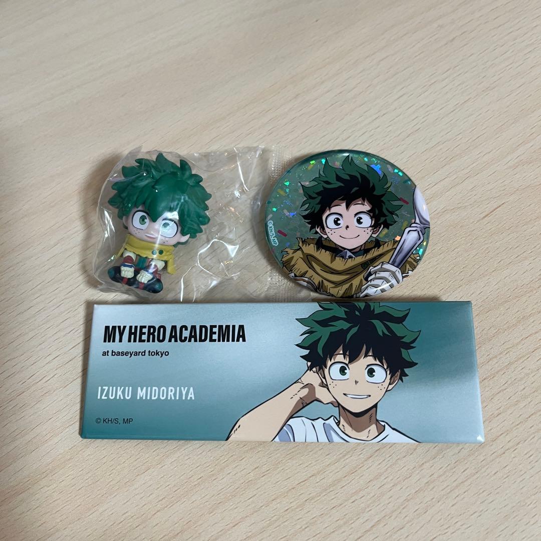 ヒロアカ 緑谷出久 デク 座らせ隊 カップケーキ ベースヤード 缶バッジ