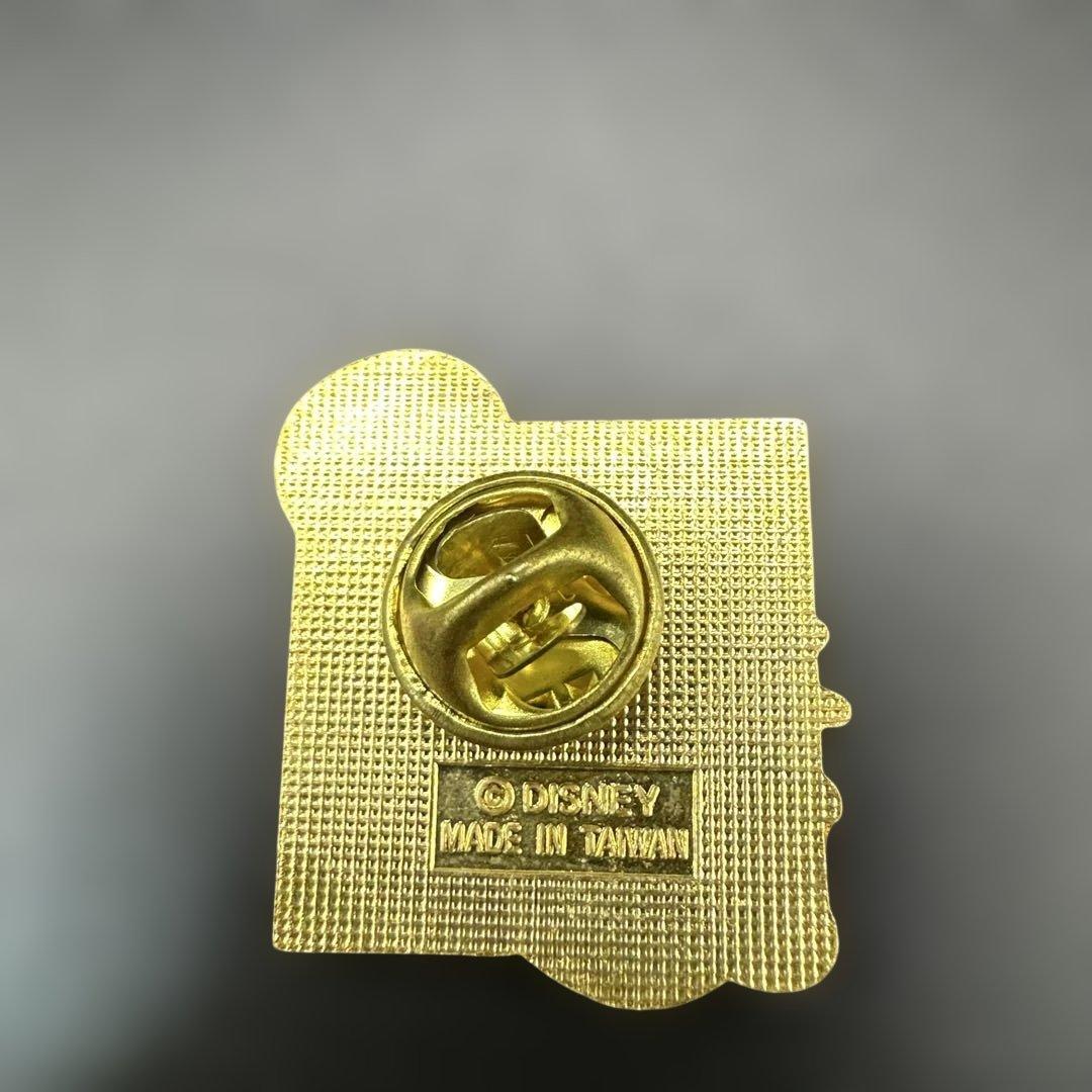 ミッキーマウス メタルピンバッジ - メルカリ
