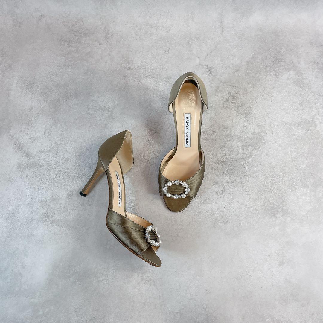MANOLO BLAHNIK マノロブラニク　サテン　パンプス