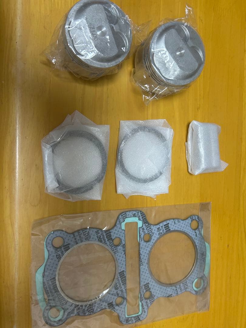 CB400T/N ホーク2 0.5mmオーバーサイズ ピストンキット