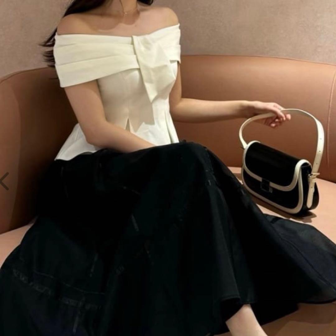 Herlipto】 Lily Shawl Peplum Top white M - メルカリ