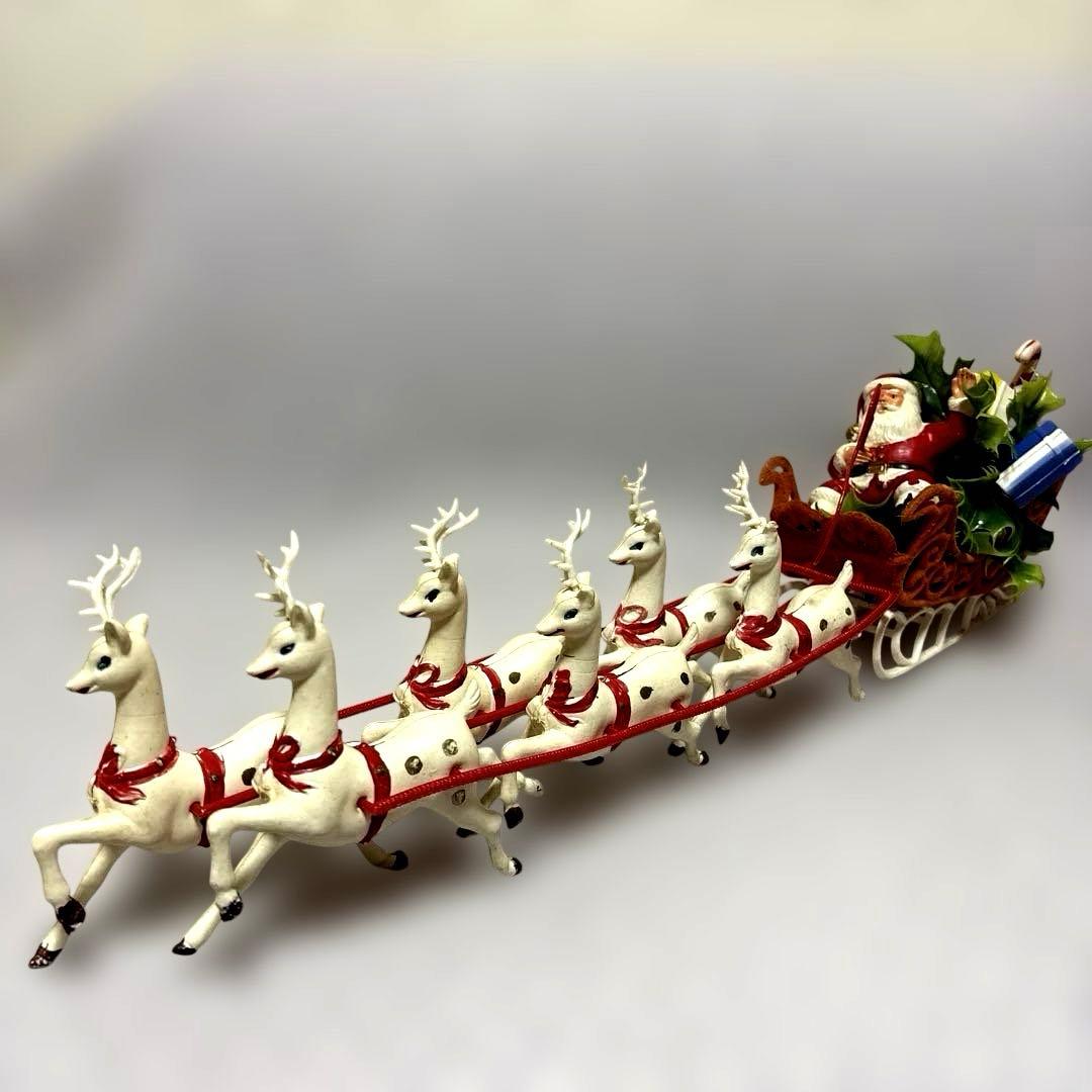 ヴィンテージXmasサンタクロースとトナカイのソリ