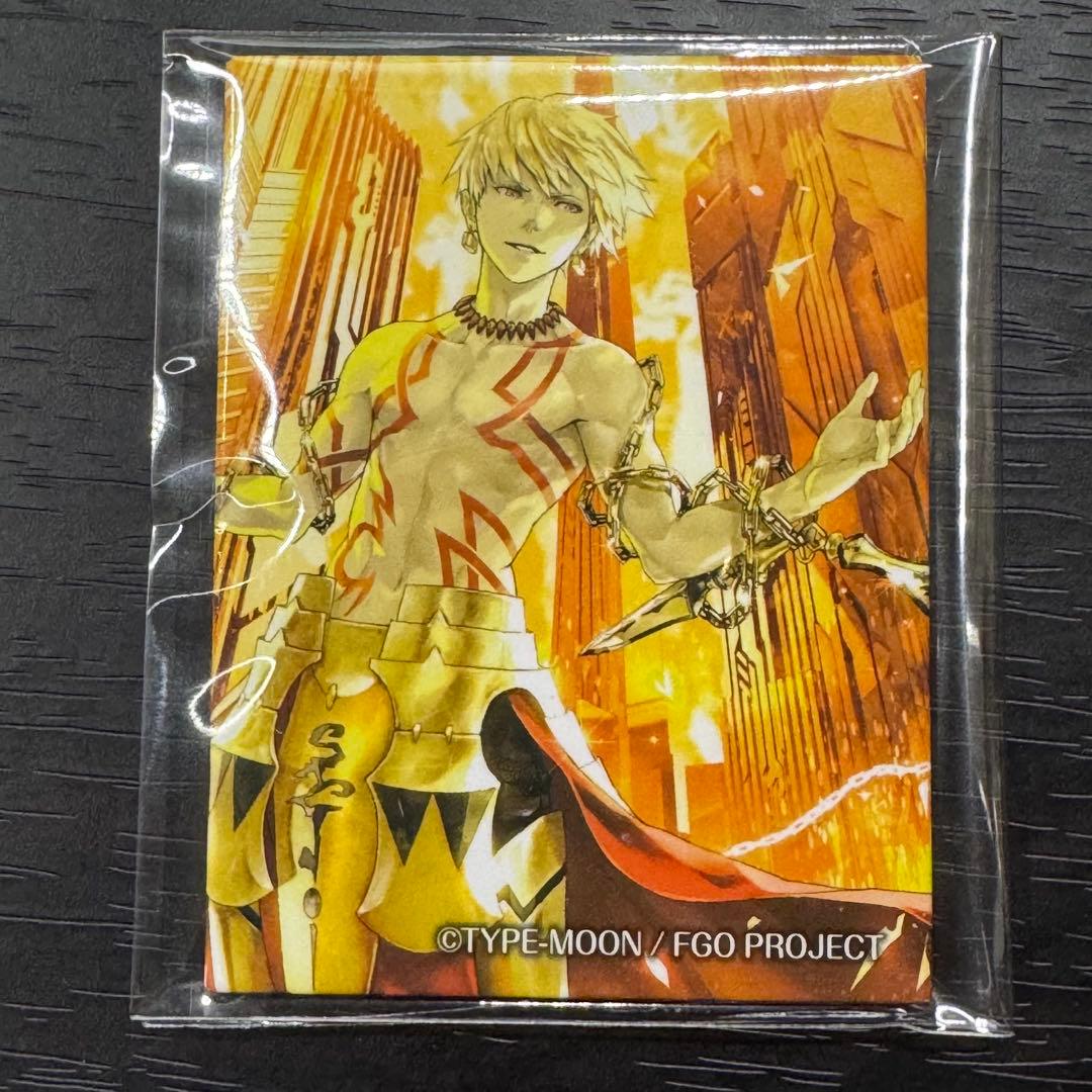 FGO 概念礼装 スクエア缶バッジ ギルガメッシュ - メルカリ