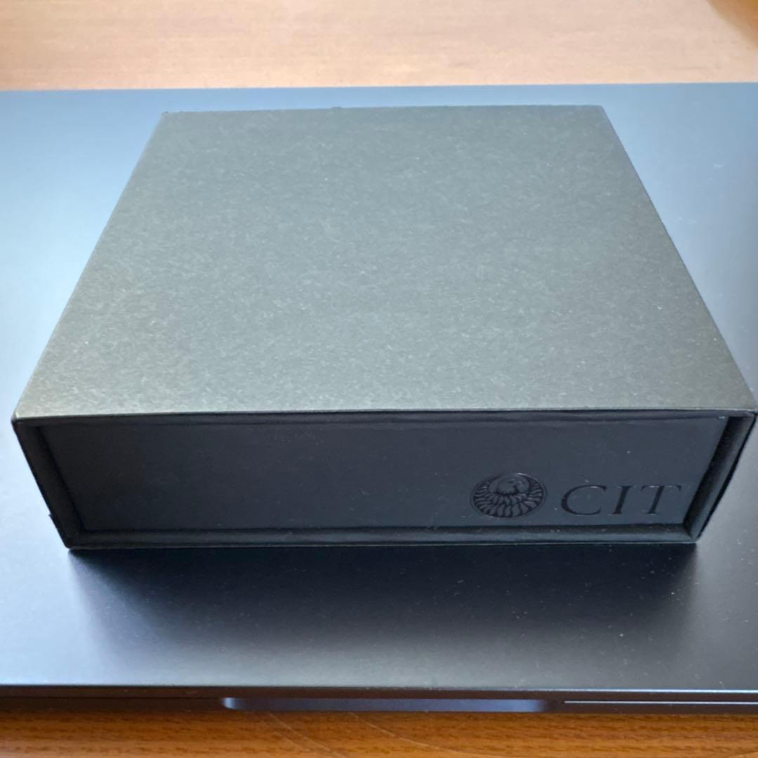 クック諸島 2025年 スペクトルな孔雀 プリズマメッキカラー銀貨 クック